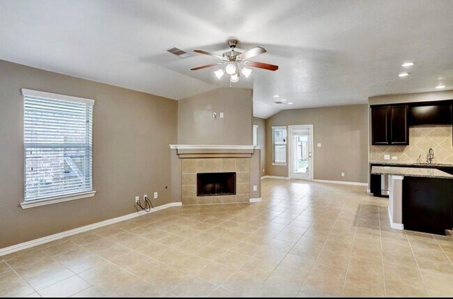 Foto del edificio - 27007 Barrow Glen Dr