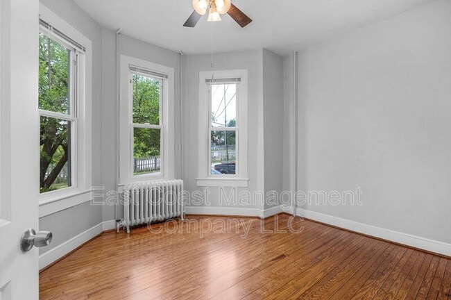 Foto del edificio - 3100 Hamilton Ave
