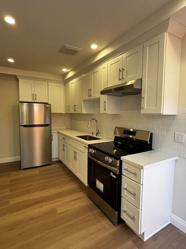 Foto del edificio - Brand-New Luxury 1BR ADU | Quartz Kitchen | Stainless Appliances | Never Lived In
