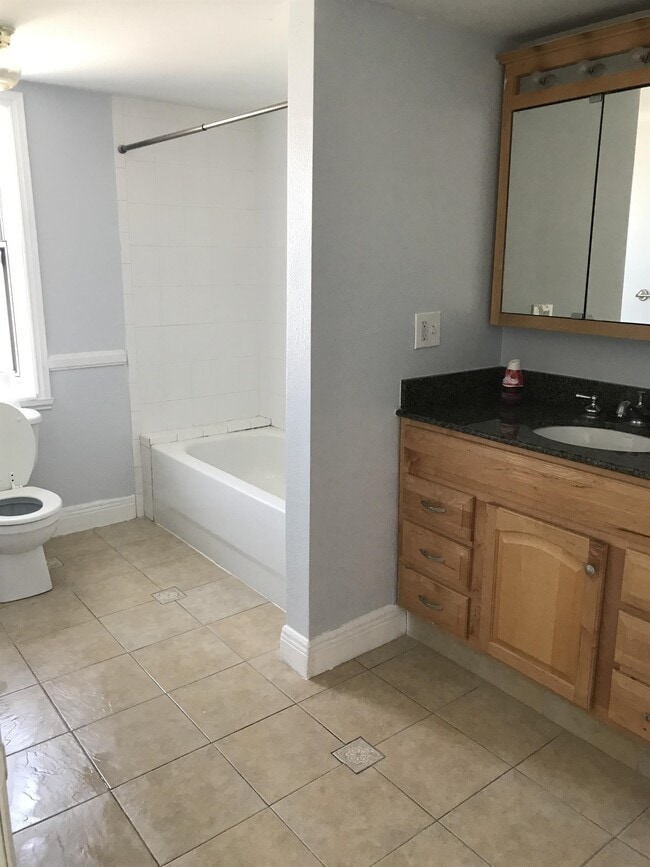 Foto del edificio - 1000 S Semoran Blvd