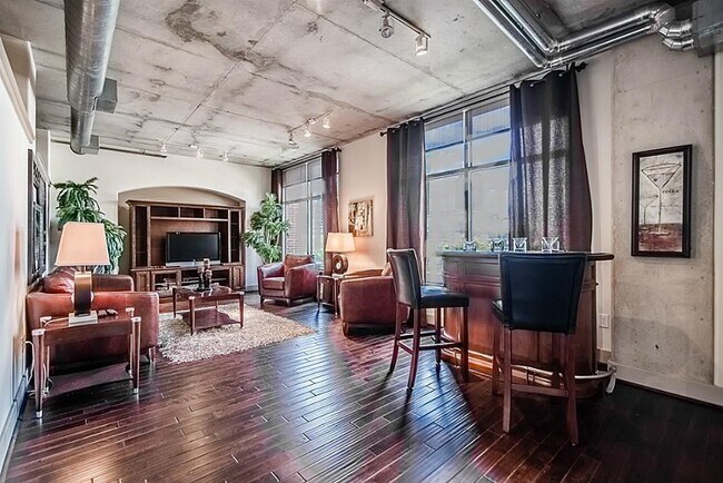 Foto del edificio - 1901 Post Oak Blvd