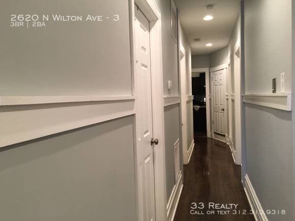Building Photo - 2620 N Wilton Ave