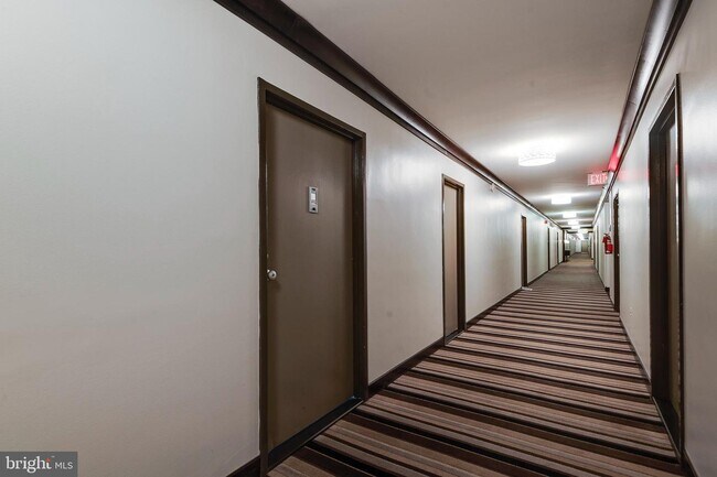 Foto del edificio - 4600 Connecticut Ave NW
