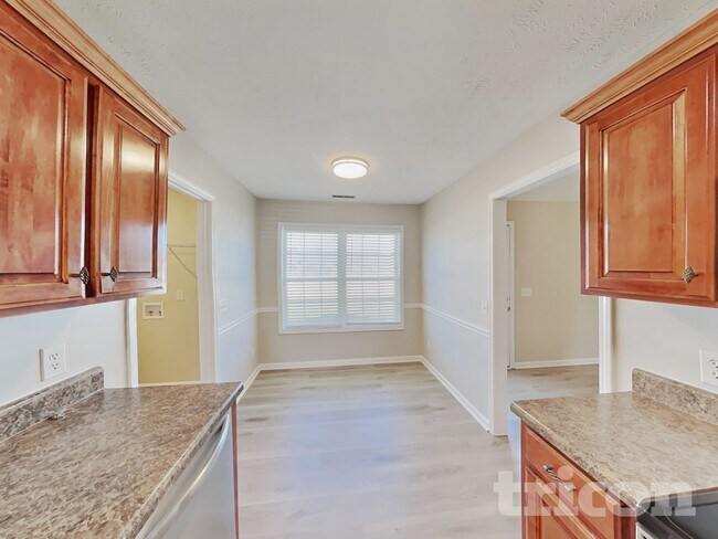 Foto del edificio - 7029 Bridgewater Dr