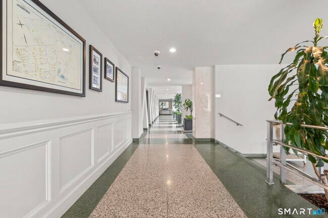 Foto del edificio - 444 Bedford St