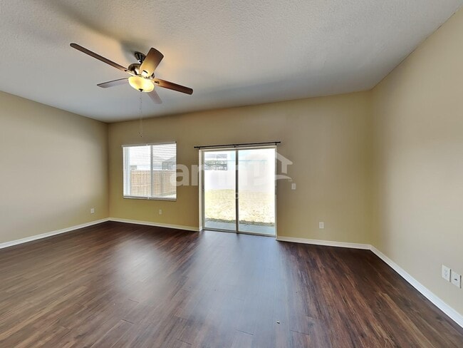 Building Photo - 12728 Longcrest Dr