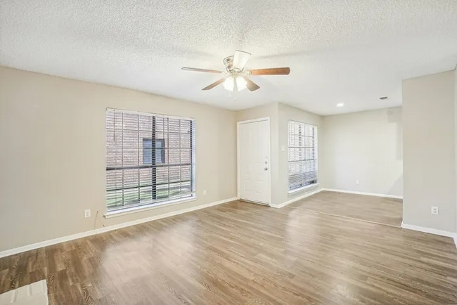 Building Photo - 3008 Sappington Pl