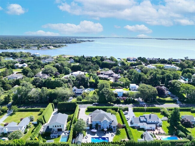 Foto del edificio - 43 Shore Rd