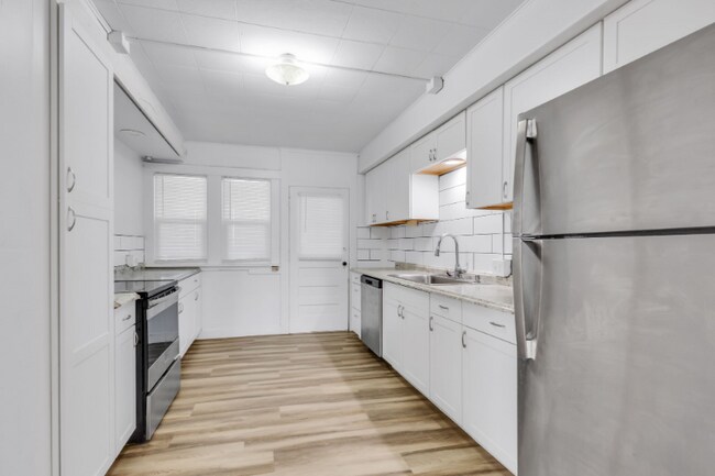Building Photo - 1632 9th St