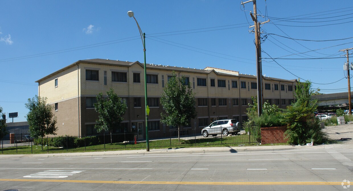 Foto del edificio - 2229-2245 S Canal St