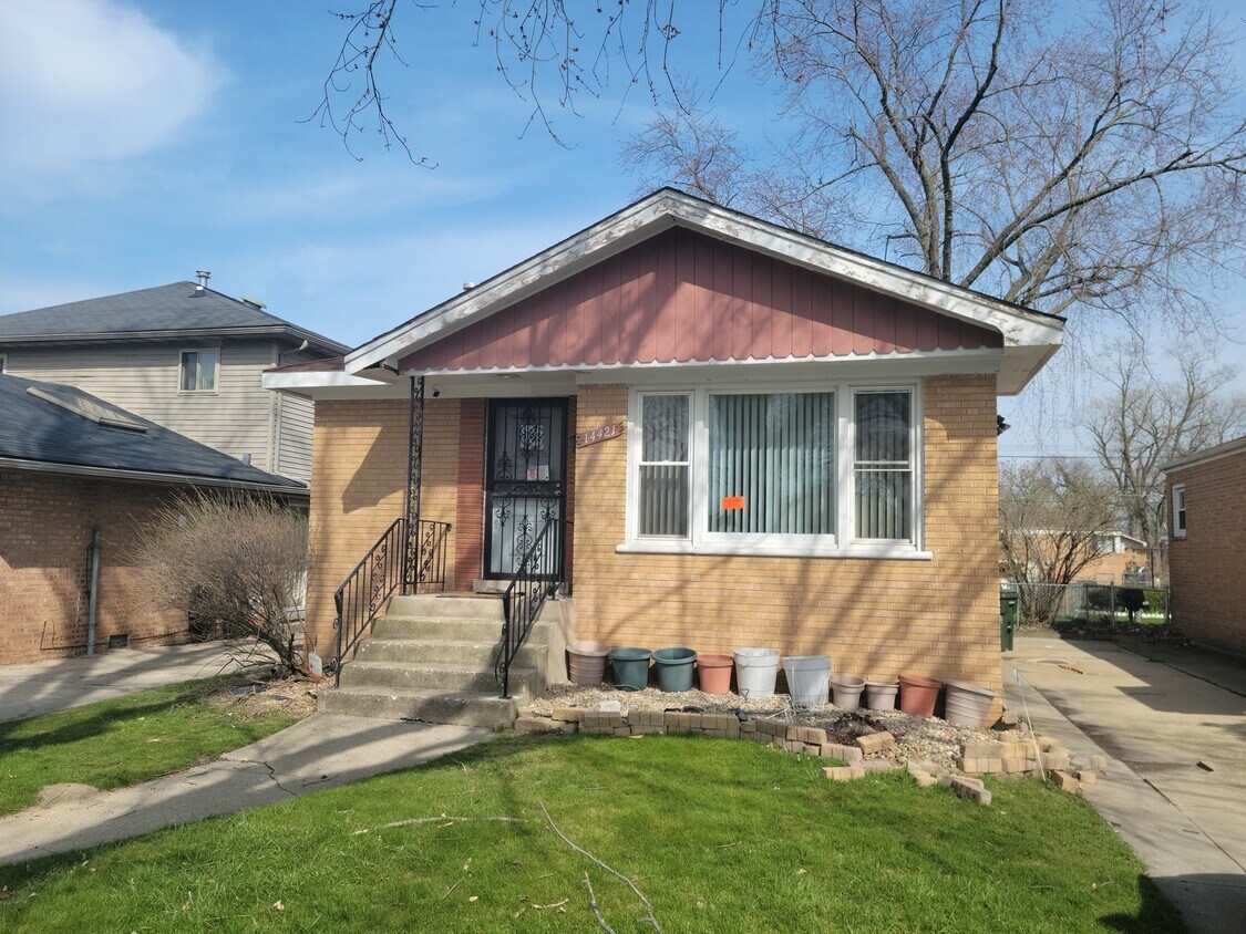14421 Ellis Ave, Dolton, IL 60419 House Rental in Dolton, IL