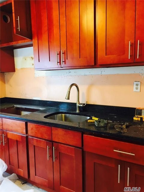 Foto del edificio - 158-17-158-76 76th Ave