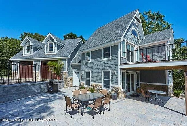 Foto del edificio - 21 Contentment Ln