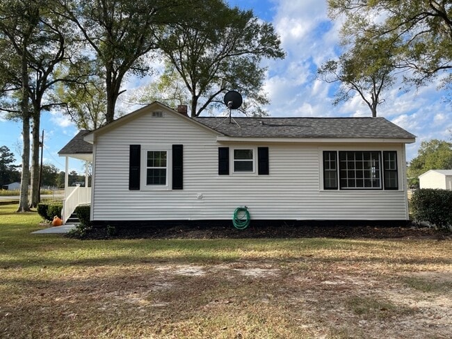 Building Photo - 149 First Bend Rd. FOR RENT!