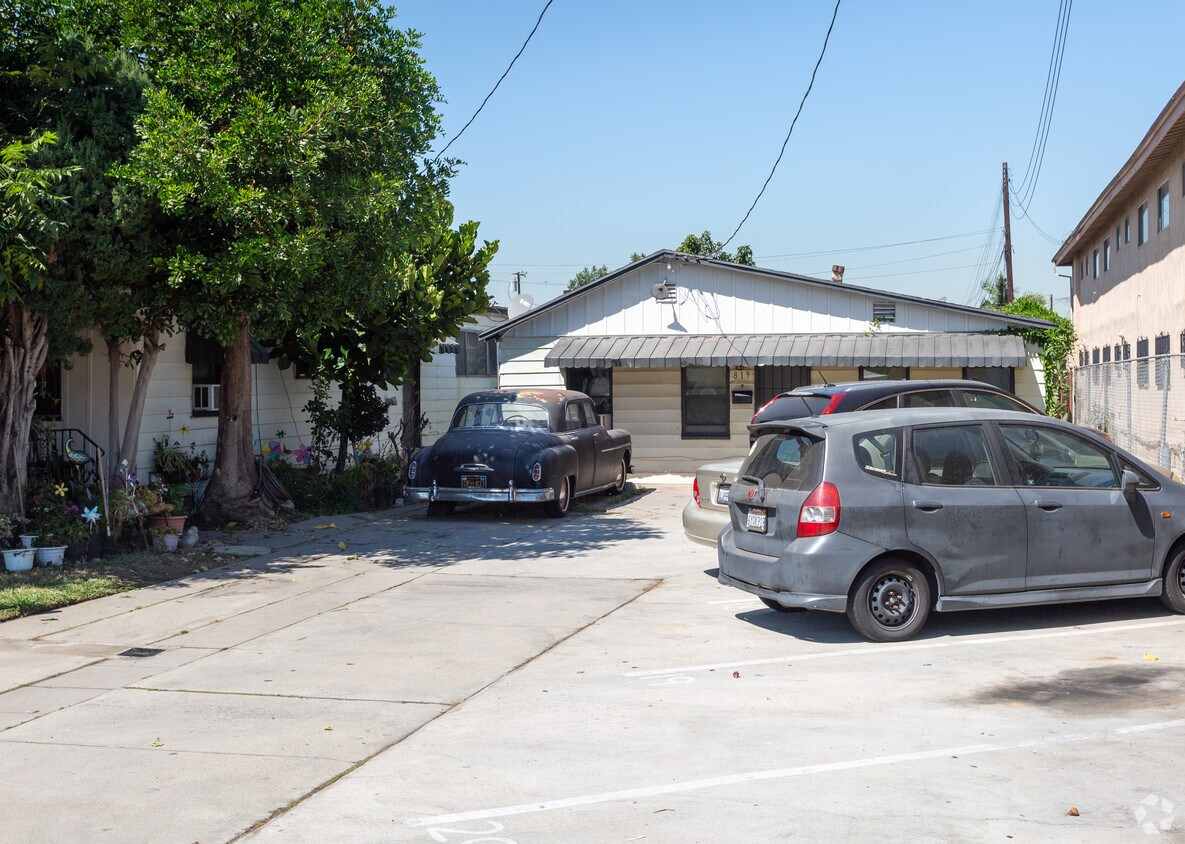 Foto principal - 819 S Greenwood Ave