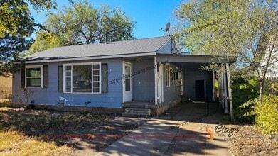 Building Photo - 4612 S Bonham St