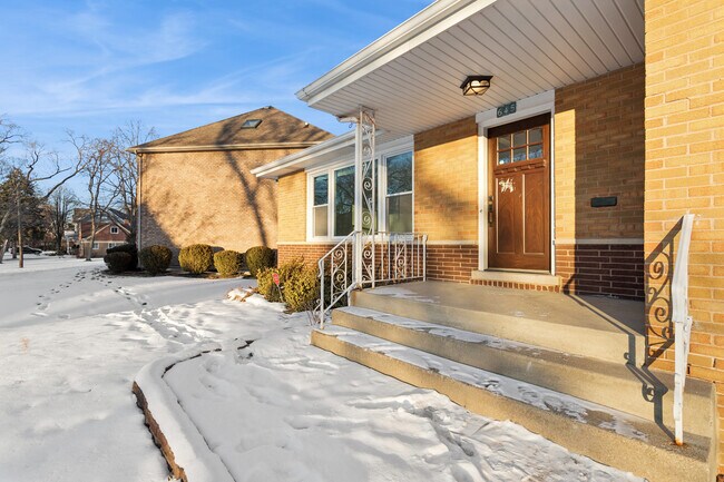 Foto del edificio - 645 Justina St