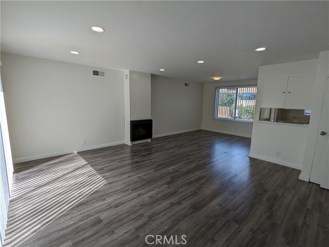 Foto del edificio - 589 Fairview Ave