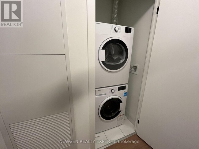 Building Photo - 5 Quarrington Ln