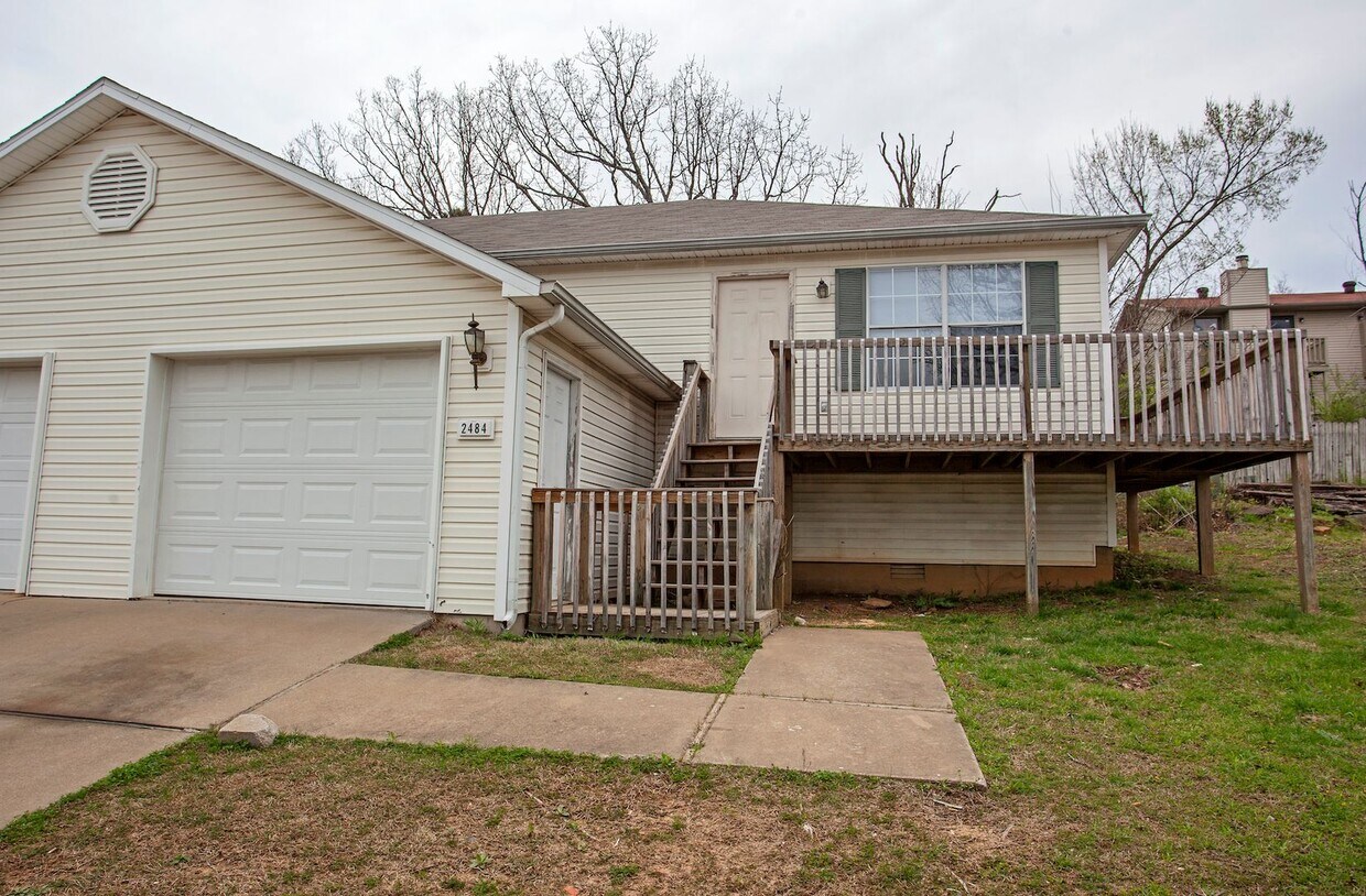 Photo - *** 2484 Brophy Circle***