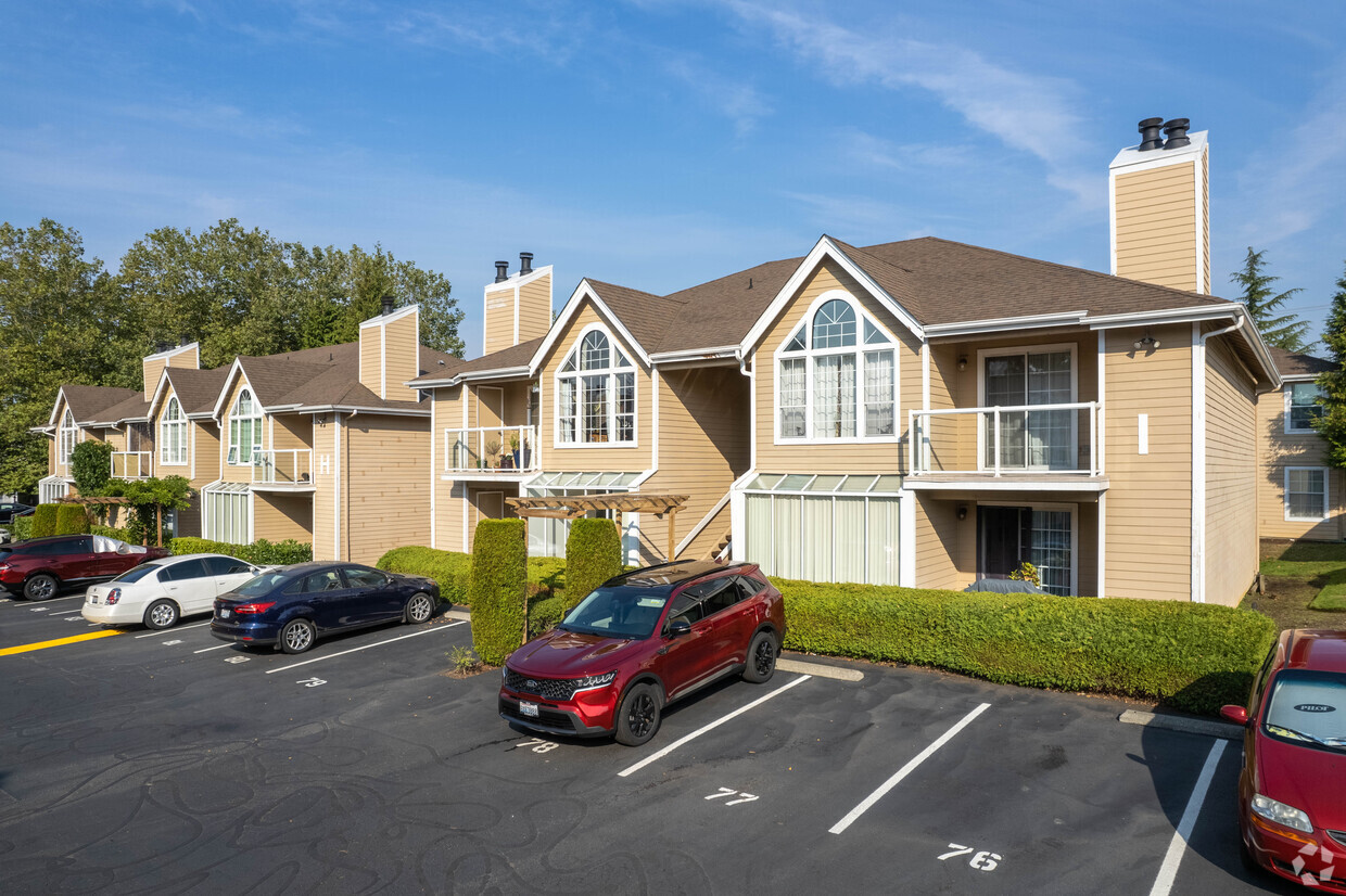 Exterior - Spruce Heights Condos