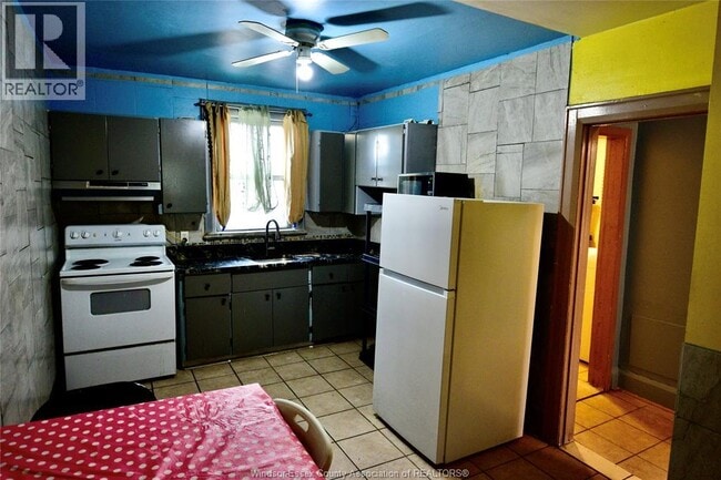 Building Photo - 1650 UNIVERSITY