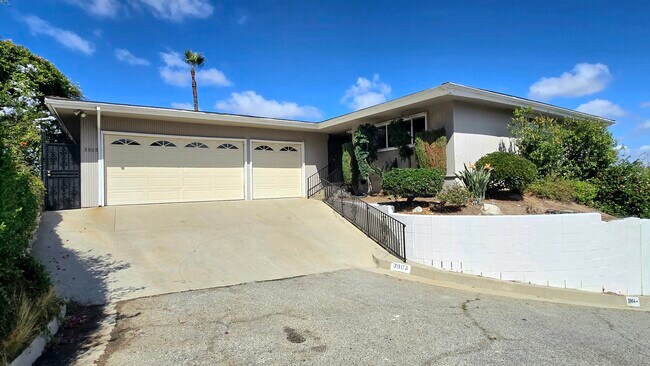 Foto del edificio - 3903 Carol Court