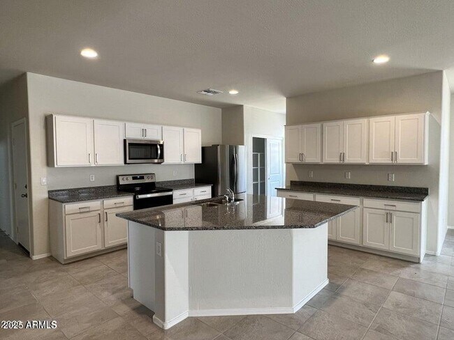 Building Photo - 1168 W Falls Canyon Dr