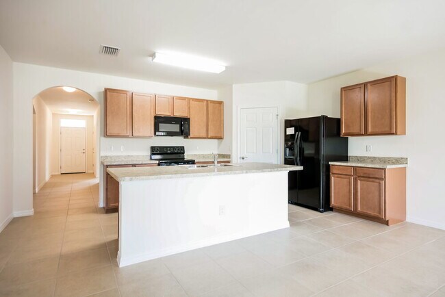 Foto del edificio - 717 SW 4th Terrace