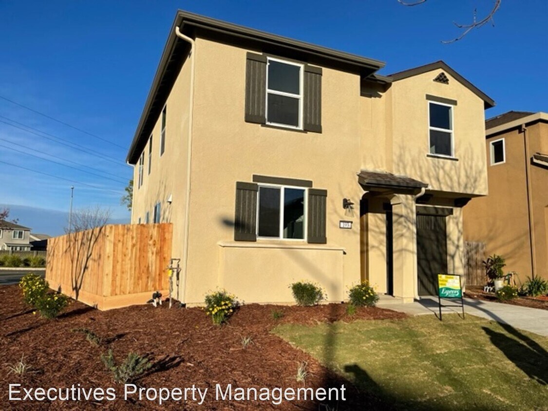 5 br, 2.5 bath House 193 Shafer Ave House for Rent in Merced, CA