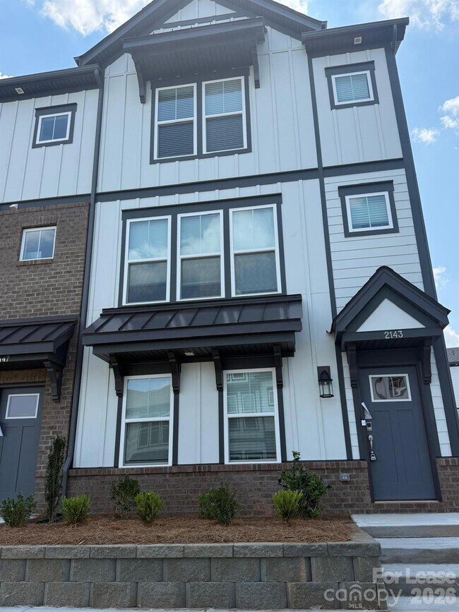 Foto del edificio - 2143 Hawksworth Ln