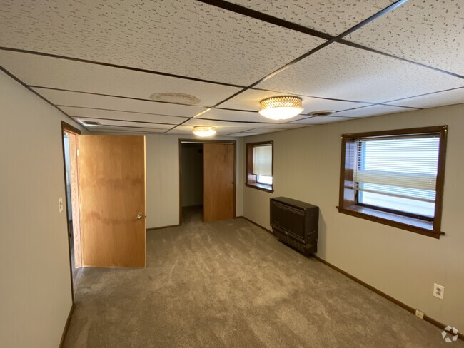 Building Photo - 5525 42nd Ave S