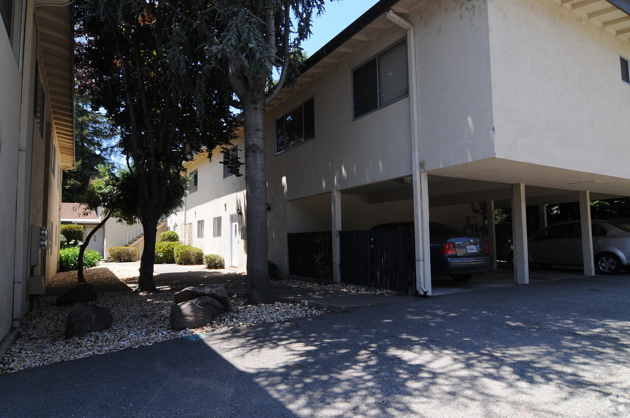 Building Photo - 19857 Forest Ave