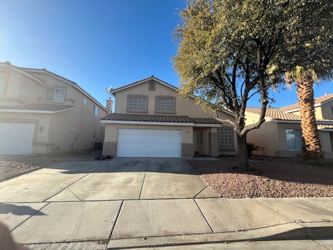 Building Photo - beautiful 2 bedroom House