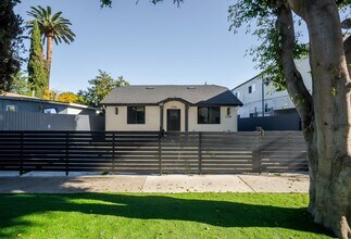 Building Photo - 2706 Cochran Ave