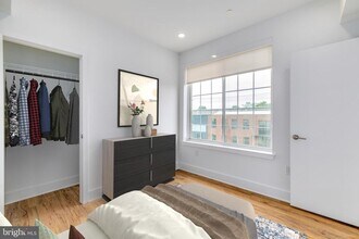 Building Photo - 2101 Washington Ave