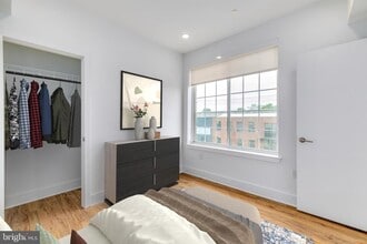 Building Photo - 2101 Washington Ave