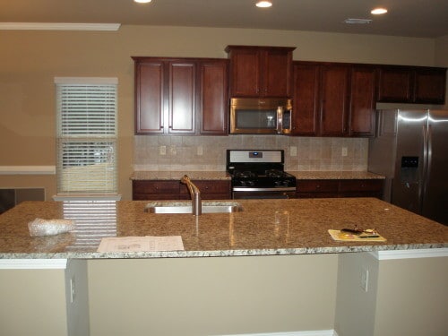 Foto del edificio - 3525 Fallen Oak Ln