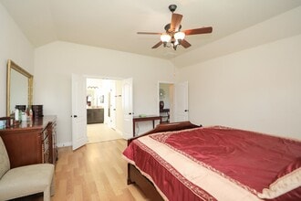 Building Photo - 23310 Parkway Lakes Ln