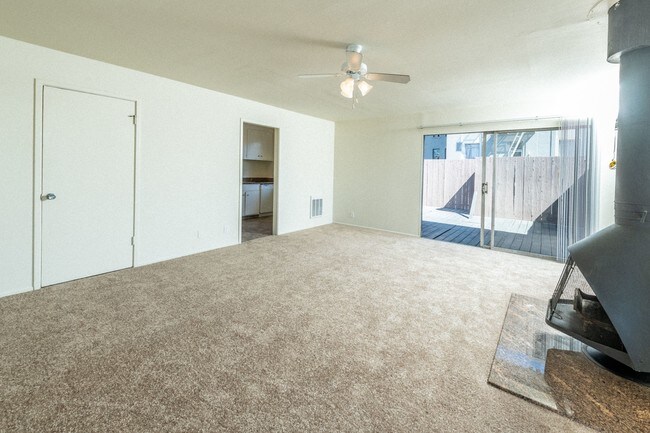 Foto del edificio - Jackson Lake Apartments