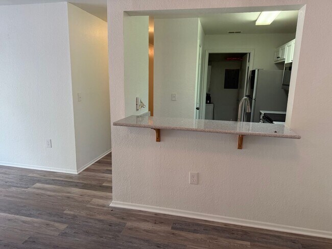 Foto del edificio - 3705 SW 27th St