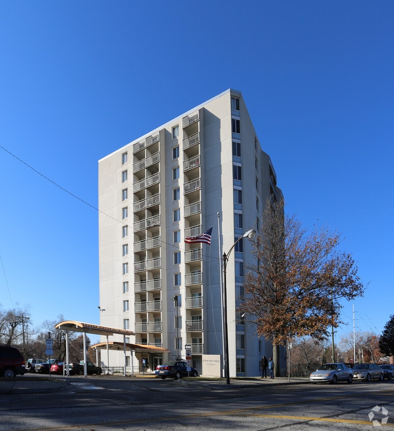 Bethany Park Towers Apartments in Kansas City, KS