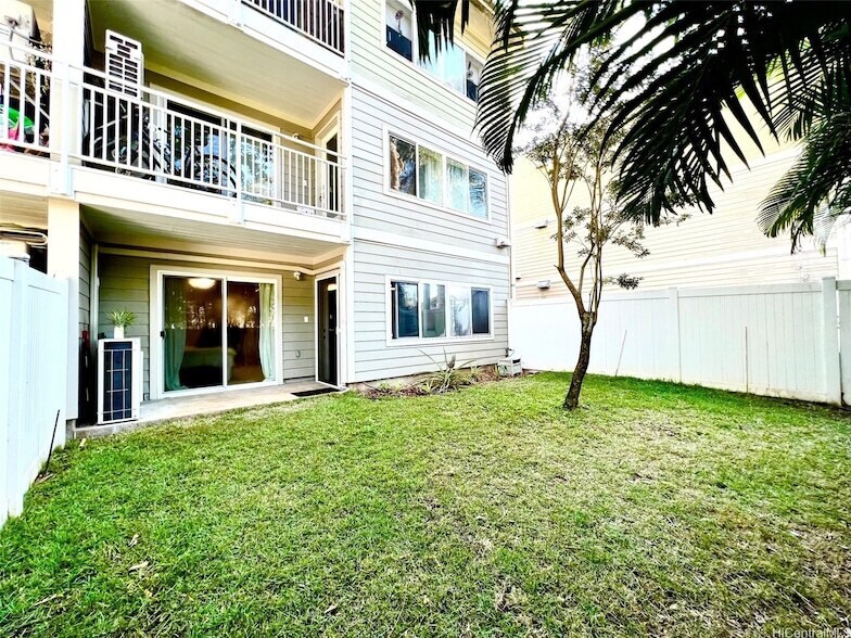 Foto principal - 95-60 Waikalani Dr