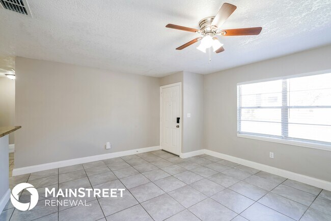 Building Photo - 1532 Ormond Ave