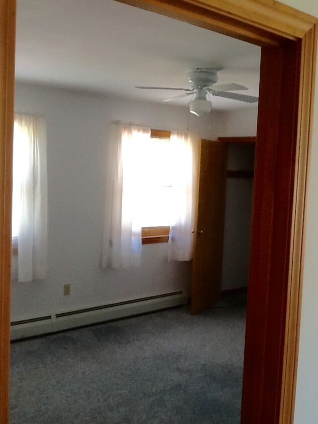 Primary Photo - 122 Plains Rd
