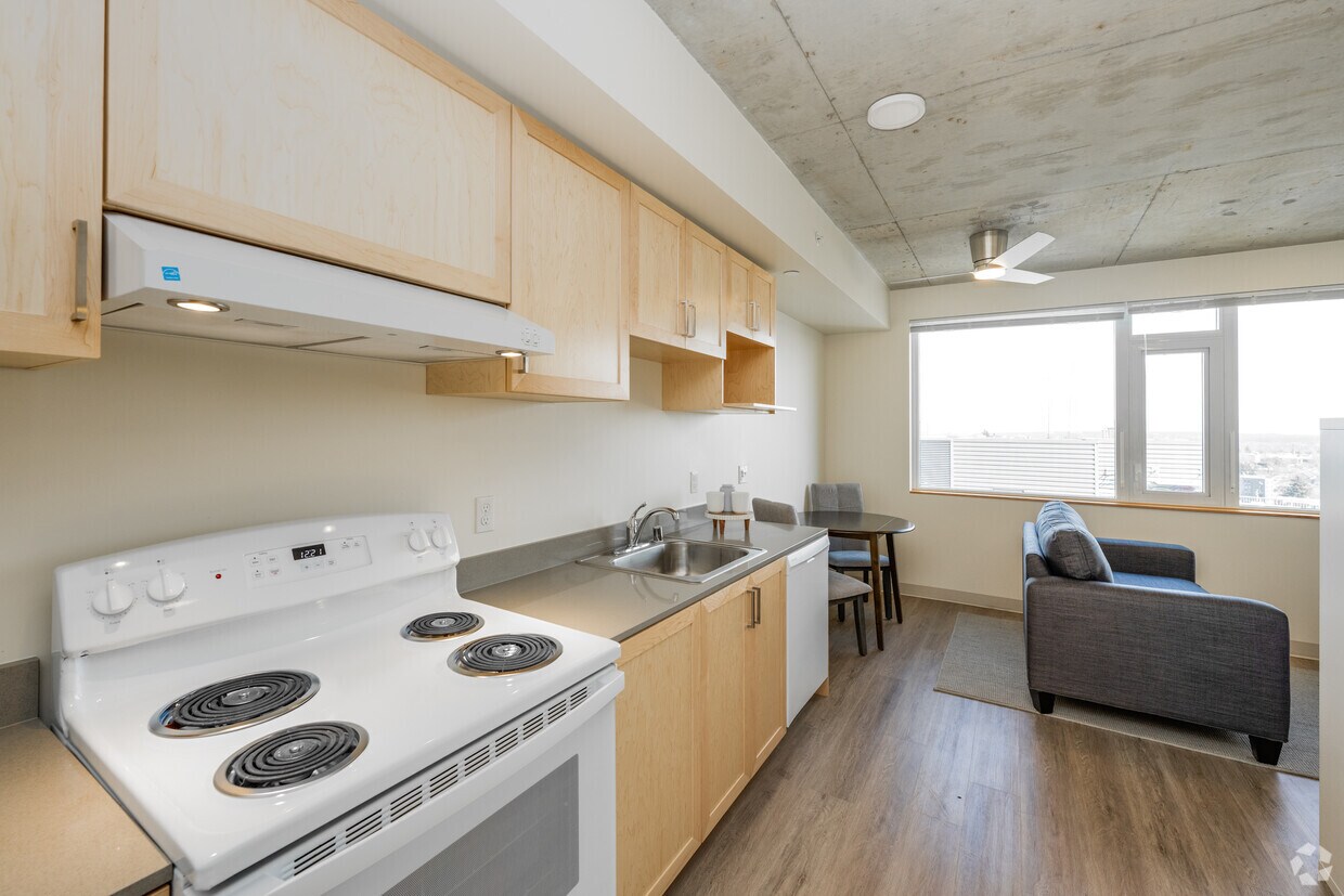STU - 442SF - Cocina/Sala de estar - The Rise on Madison - Affordable Housing