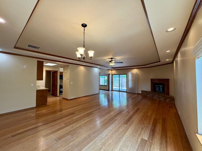 Foto del edificio - 9212 Admiral Lowell Ave NE