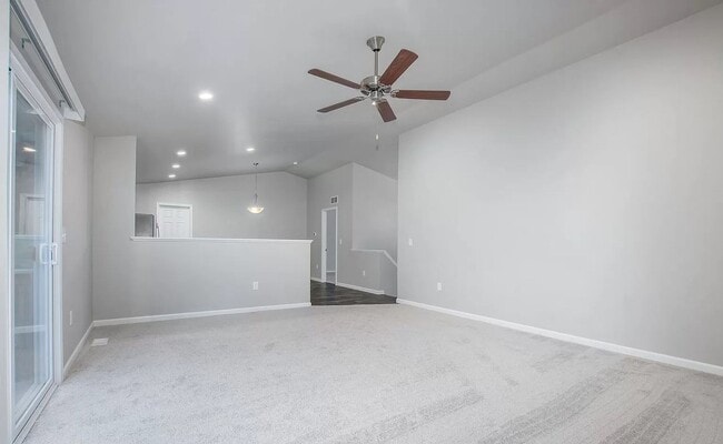 Building Photo - Newer Kentwood Home for Lease May 15 Occupancy!