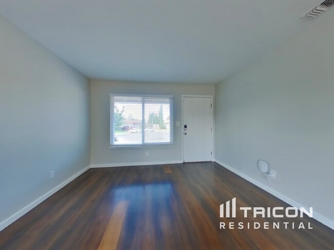 Building Photo - 10072 Zodiac Ct