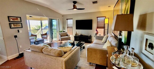 Foto del edificio - 10091 Lake Cove Dr